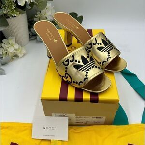 Women’s Gucci X Adidas, slide sandals, size 39.5 made in Italy